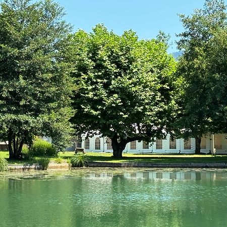 Les Lodges du Lac Saint-Alban-de-Montbel Extérieur photo